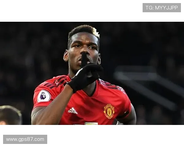 德布劳内与厄齐尔对比：传控大师与攻击型中场的技术差异分析